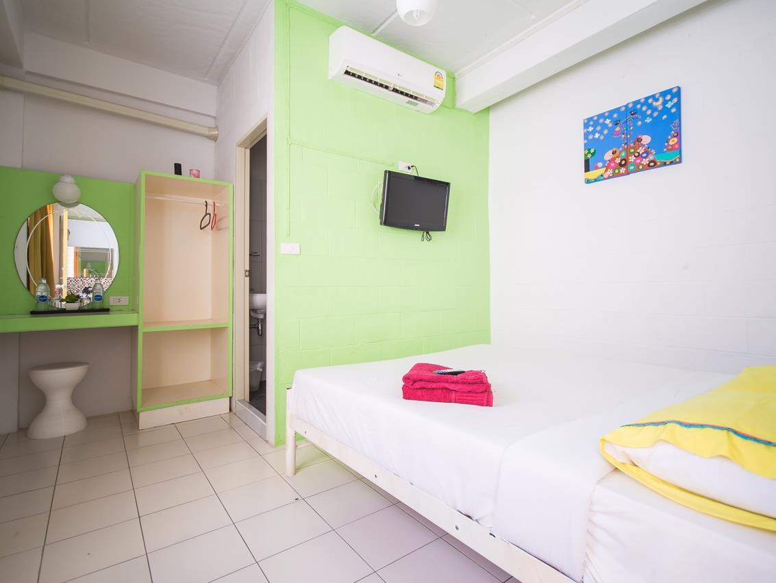 Sleep Sheep Phuket Hostel Sha Eksteriør billede