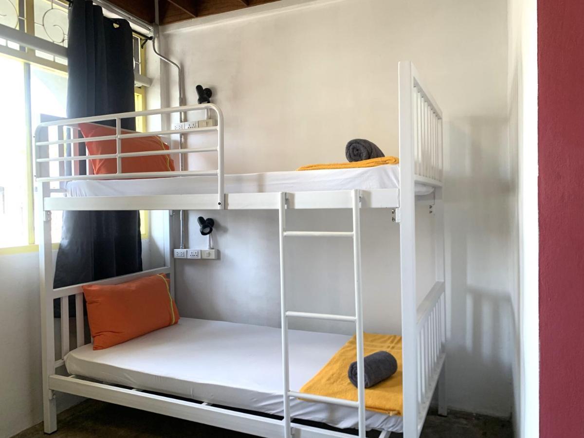 Sleep Sheep Phuket Hostel Sha Eksteriør billede